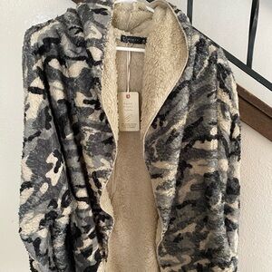 Women’s T*Party jacket